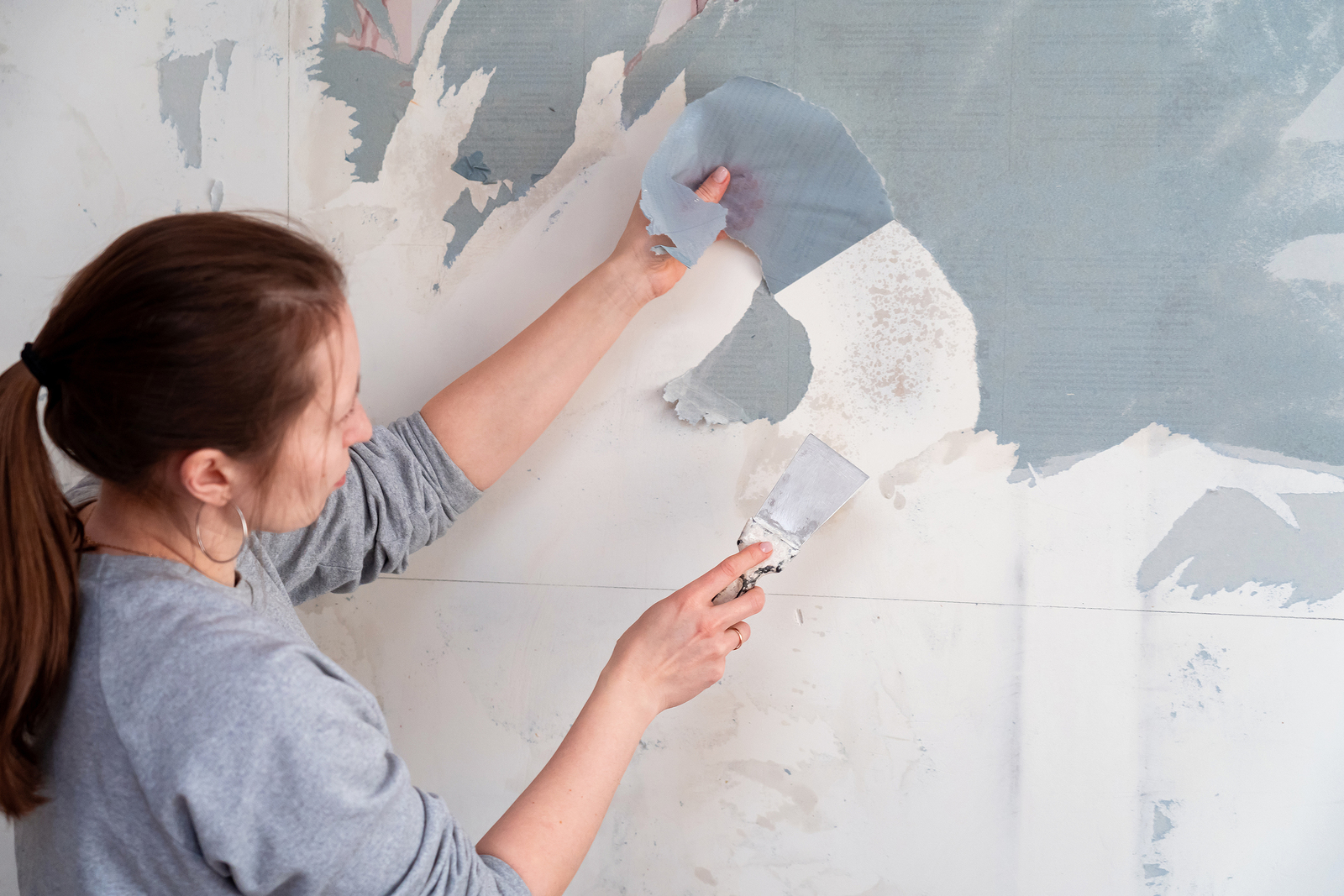The Right Way To Remove Wallpaper