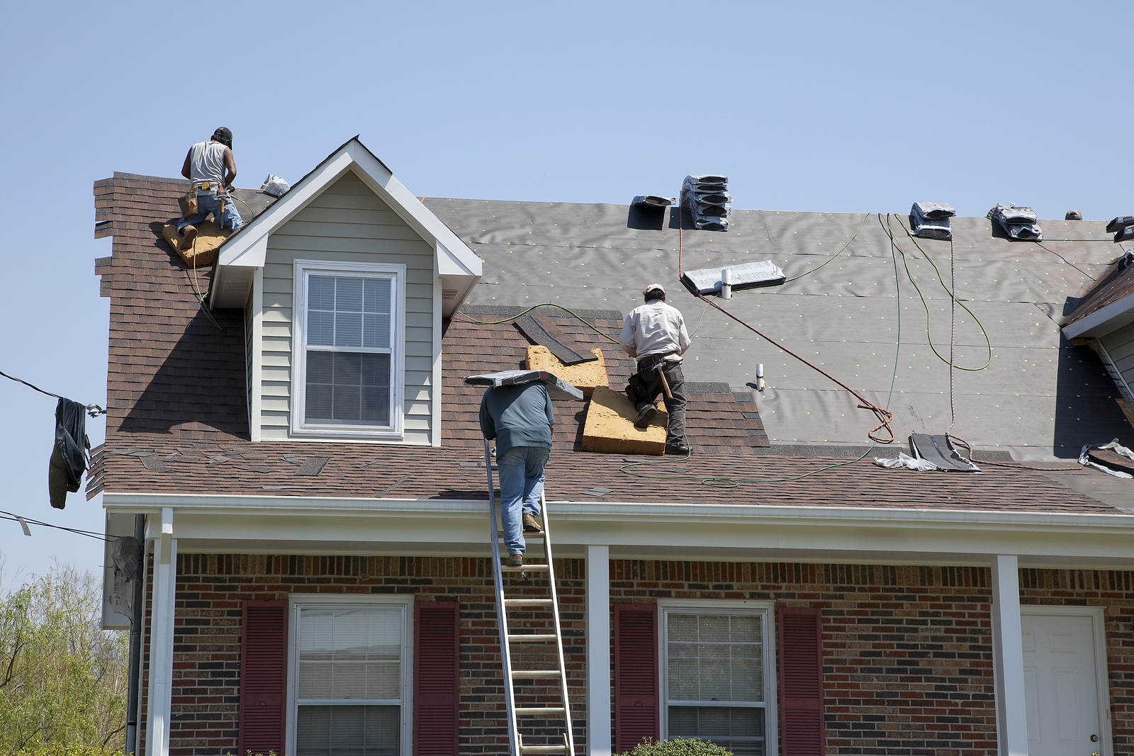 Roof Problems Don’t Need To Keep You From The House Of Your Dreams 
