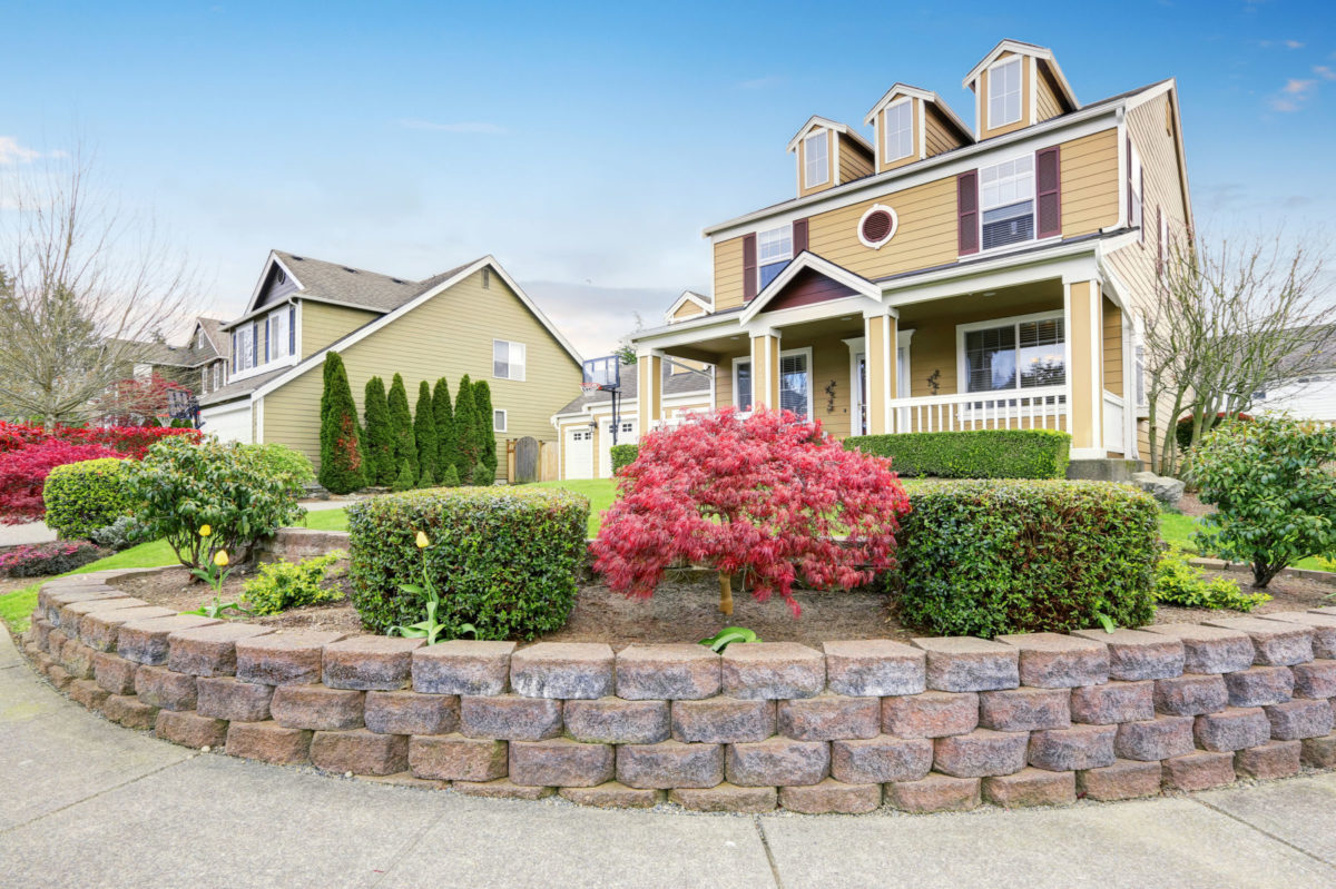 3 Low-Cost Tips to Increase your Home’s Curb Appeal