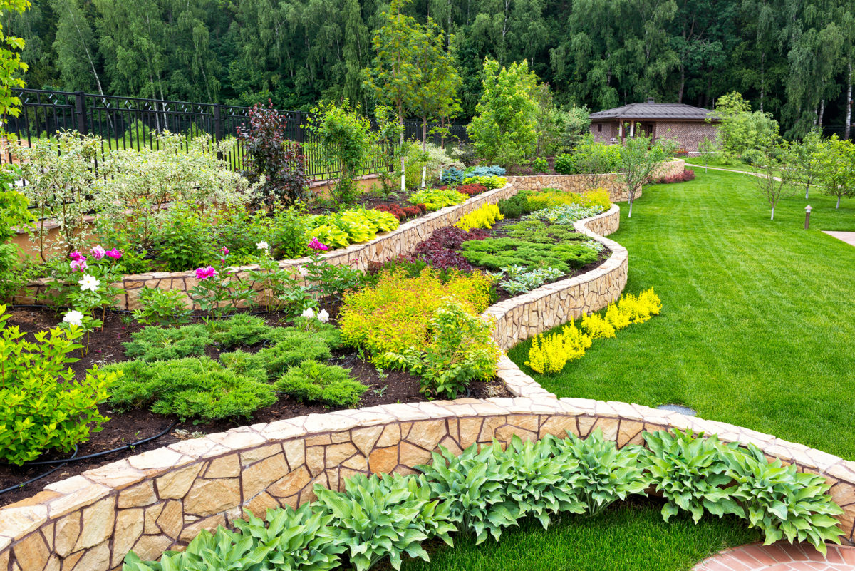 8 steps to get your landscaping ready for spring
