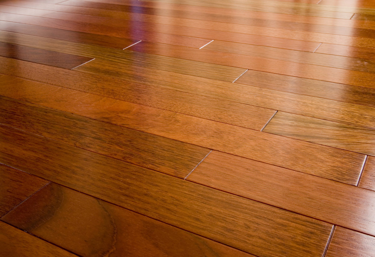 Bring back the beauty of your vintage 1930s hardwood floors