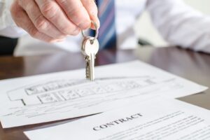 when to hire a real estate attorney 1