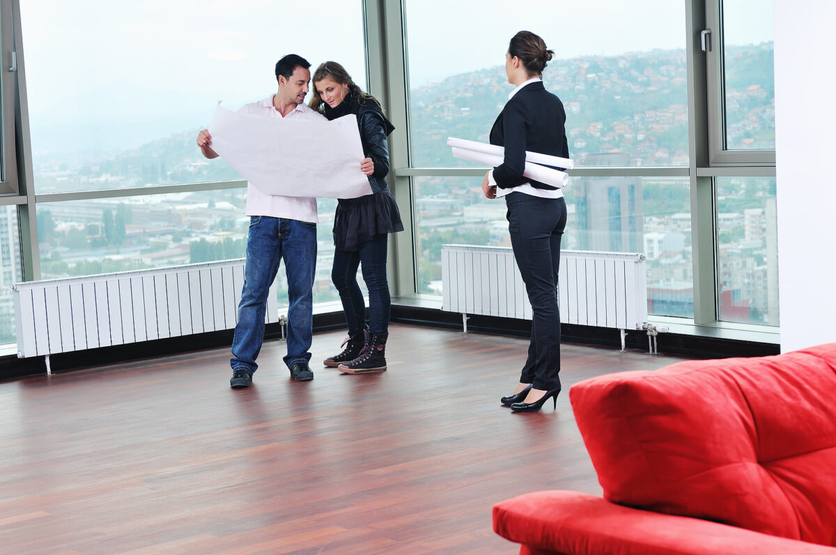 What Buyers Notice Immediately When They Walk Into Your Home